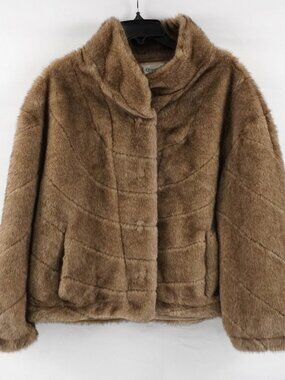 Queenia Short Layered Soft Faux-Mink Vegan Fur Coat Made in Italy Everyday Warm